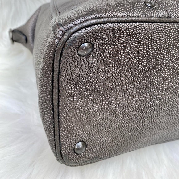 Coach ✨ Mickie Caviar Grain Leather Satchel - Picture 12 of 16